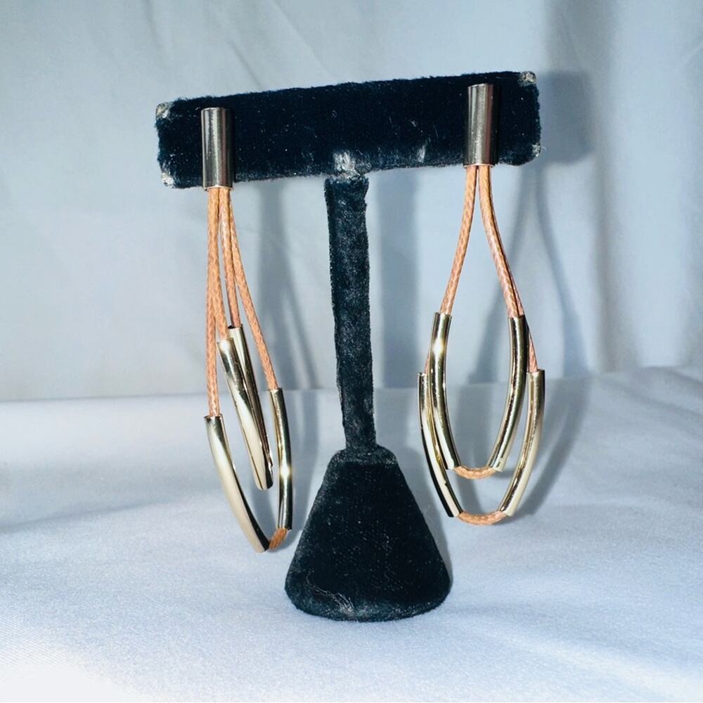 Zenzii - Modernist Waxed cord and gold tubes Double strand Earrings